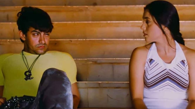 Aamir Khan dan Rani Mukherji dalam film Bollywood Ghulam