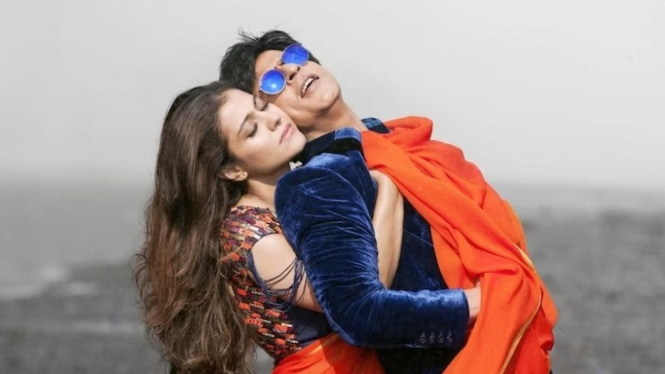 Puji Cara Bicara Shah Rukh Khan, Kajol Ingin Sang Aktor Jadi Pengacaranya