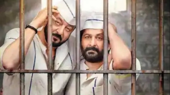 Sanjay Dutt dan Arshad Warsi dalam film Jail
