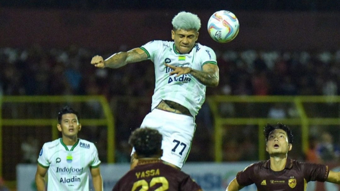 Persib Bandung takluk dikandang PSM Makassar 2-4