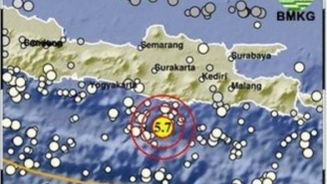 Gempa Berkekuatan Magnitudo 5,7 Guncang Wilayah Pacitan
