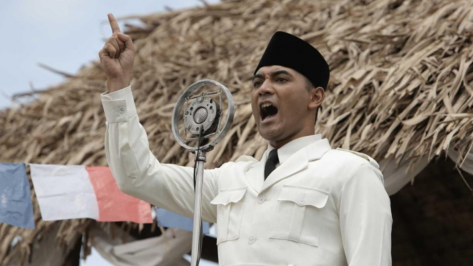 Ario Bayu di film Soekarno