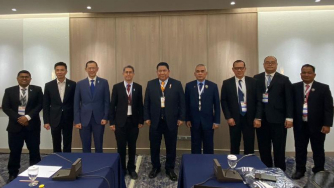 Bilateral Meeting Antara Delegasi Singapura dengan Indonesia