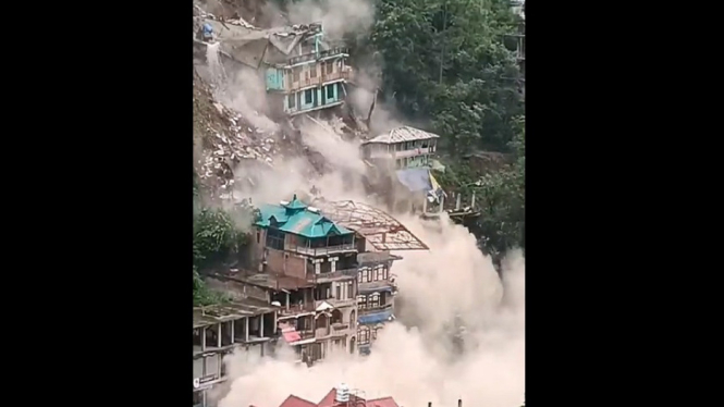 Tanah longsor Dahsyat Menelan Seluruh Bangunan di Himachal Pradesh