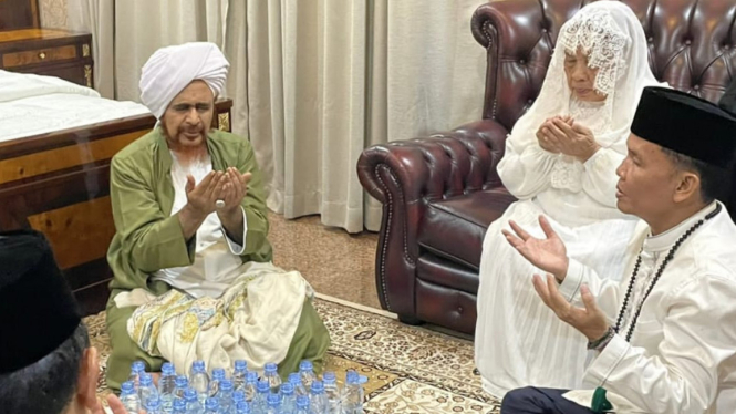 Tabligh Akbar Habib Umar Bin Hafidz di Kalteng Membawa Berkah