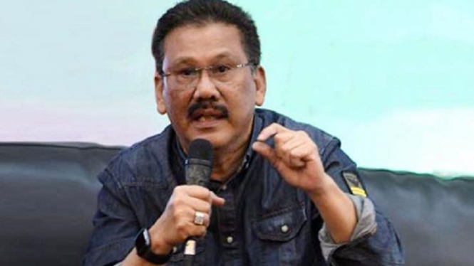 Catatan Ilham Bintang: Politik Indonesia dalam Kemasan Politainment
