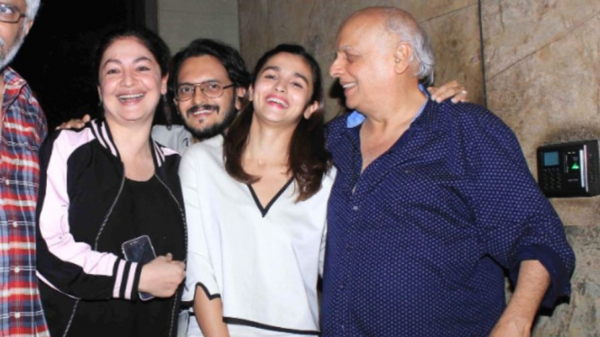 Pooja Bhatt, Alia Bhatt, Mahesh Bhatt