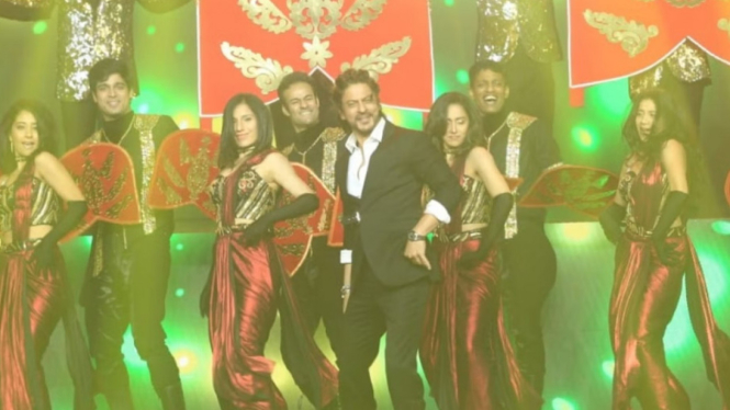 Shah Rukh Khan Menari di Lagu Not Ramaiya Vastavaiya Jadi Kejutkan di Acara Jumpa Pers Jawan