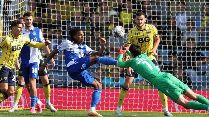 Kalahkan Bristol Rovers 2-1, Oxford Raih Kemenangan Kelima Beruntun