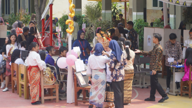 Siswa SMA 1 Bandar Lampung Belajar Menggelar Pesta Demokrasi Layaknya Tahapan Pemilu