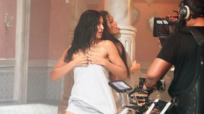 Katrina Kaif Ungkap Syuting Adegan Berkelahi Hanya Mengenakan Handuk Jadi yang Tersulit di Film Tiger 3