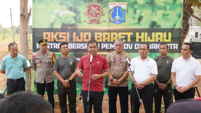 Aksi Ijo Baret Hijau, Kostrad Tanam 1.000 Pohon di Lahan Tidur Jakarta