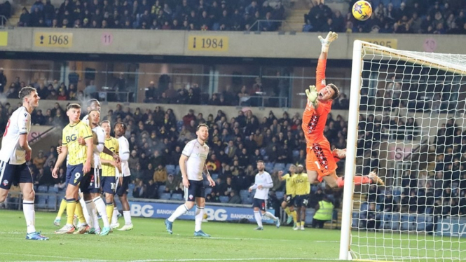 League One Inggris, Oxford United 0-0 Bolton Wanderers