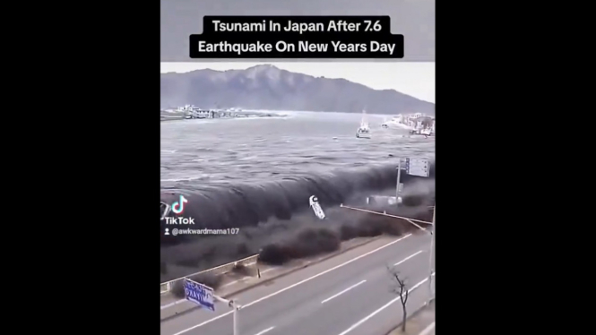 Gempa dan Tsunami Dahsyat Hantam Jepang, Ratusan Bangunan Runtuh, Puluhan Mobil Terseret