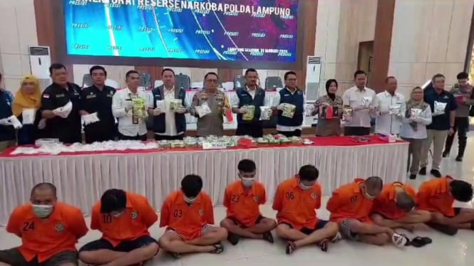 Polda Lampung Tangkap 8 Anak Buah Gembong Narkoba Jaringan Internasional Fredy Pratama