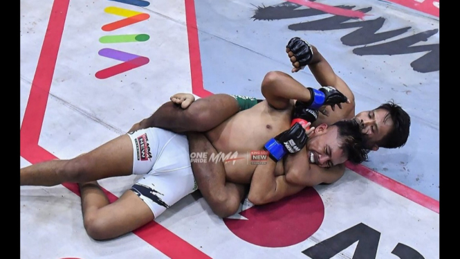 Kalahkan Irfan Aruan, Suwardi Raih Sabuk Abadi One Pride MMA 76