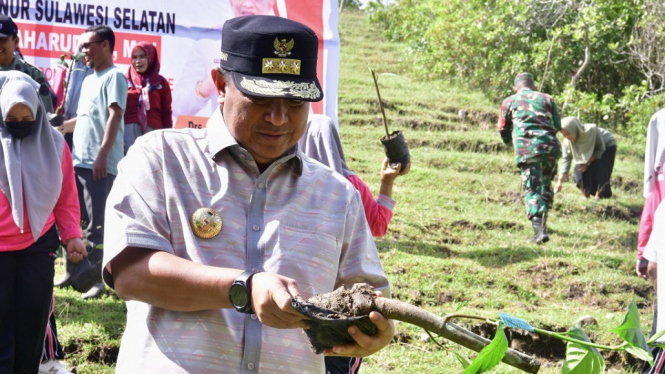 Banjir Kembali Landa Kabupaten Luwu, Pj Gubernur Bahtiar Prihatin Kondisi Lingkungan di Sulsel