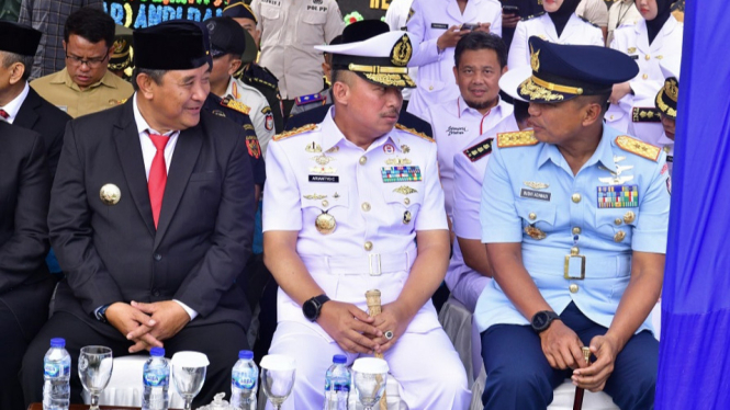 Pj Gubernur Sulsel Hadiri Serah Terima Jabatan Komandan Lantamal VI Makassar