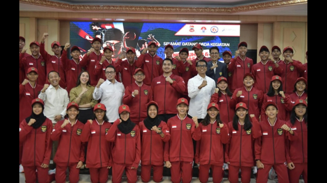 Menpora Lepas Tim Indonesia untuk Asean Scholl Games 2024