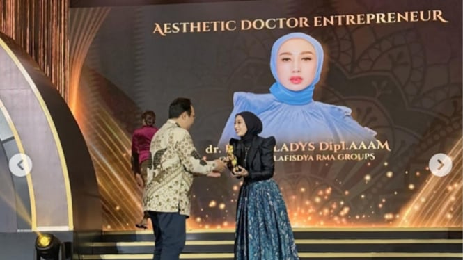 Dokter Reza Gladys Sabet Penghargaan Bergengsi