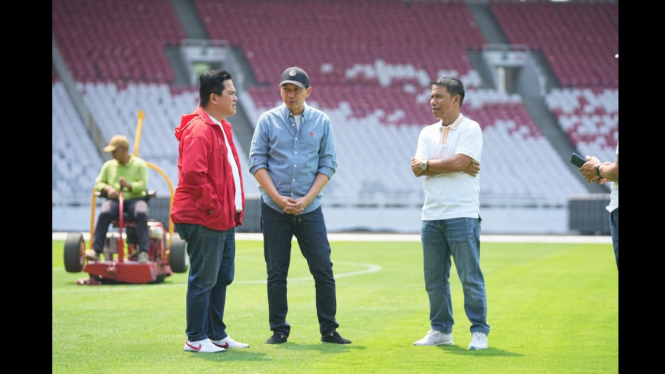 Ketum PSSI Erick Thohir meninjau Stadion GBK Jakarta