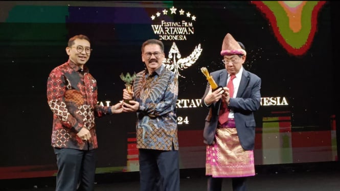 Ilham Bintang & Anwar Fuadi di FFWI 2024