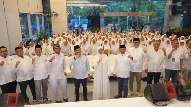 Apresiasi Nasabah Terbaik, PNM Berangkatkan Reward Ibadah Umrah