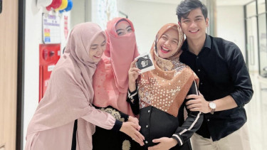 Bantah Suami Ria Ricis Pengangguran, Oki Setiana Dewi Beberkan ...