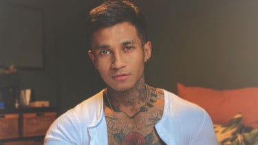 7 Potret Fabio Toba Telanjang Dada, Bintang Porno Gay asal ...