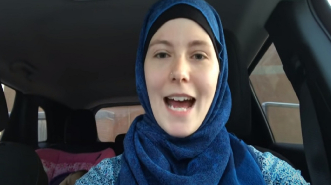 Viral Samantha Dixon Pernah Pandang Negatif Islam Kini Jadi Mualaf