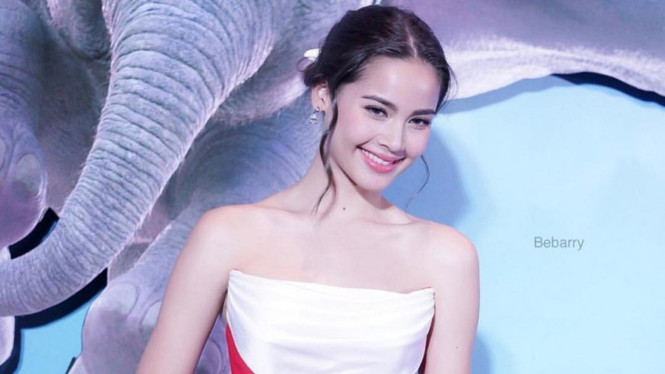 Yaya Urassaya