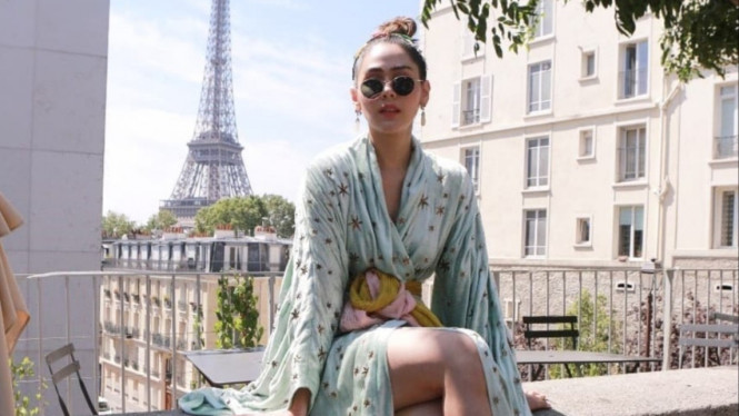 Araya Alberta Hargate (Chompo)