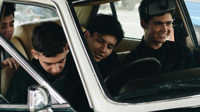 Jefri Nichole, Adipati Dolken, Aliando Syarief