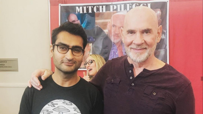 Kumail dan Mitch Pileggi