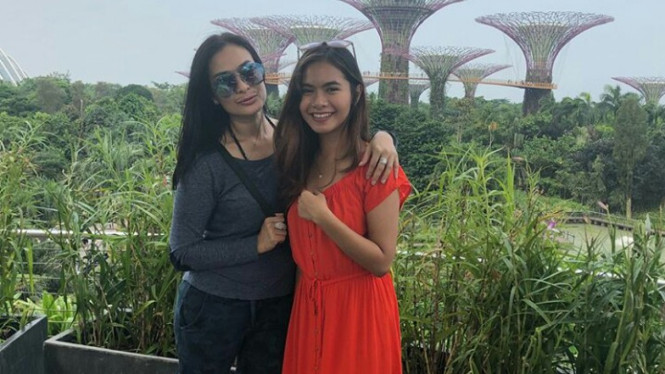 Salsha dan Iis Dahlia