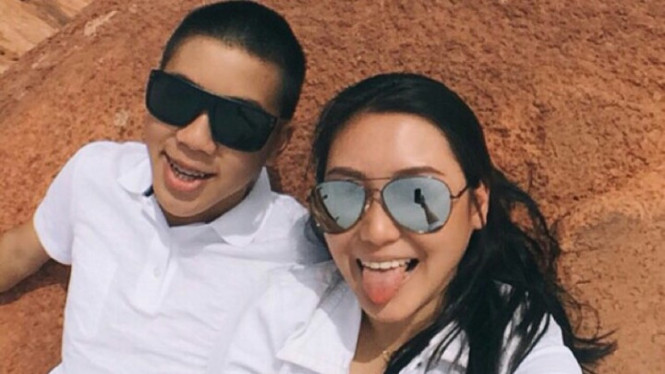 Karen Vendela dan Woren Hosea