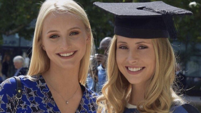 Olivia Bolton (kanan)