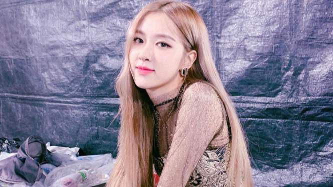 www.instagram.com/roses_are_rosie