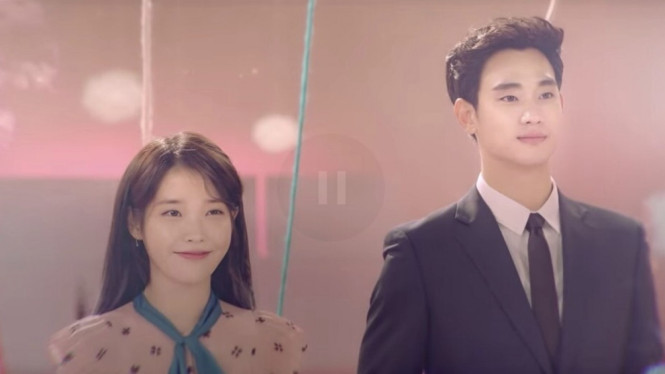 Kim Soo Hyun dan IU