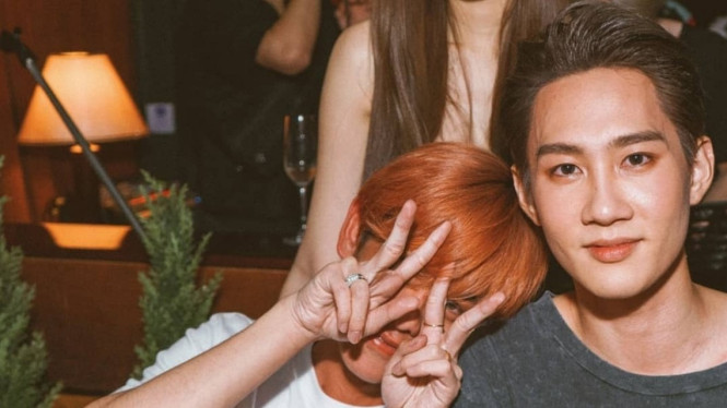 Member Nine By Nine di ulang tahun Thanaerng