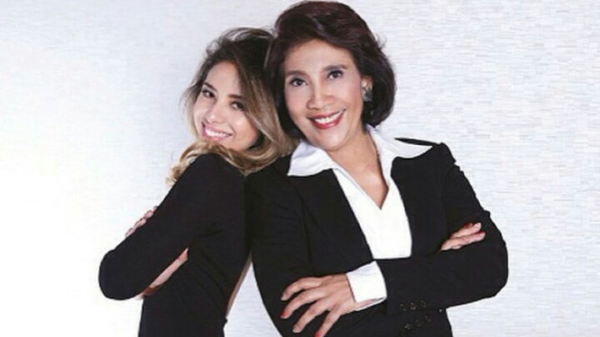 Nadine Kaiser dan Susi Pudjiastuti