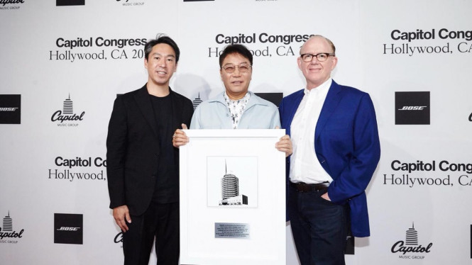 Lee Soo Man dan Capitol Records