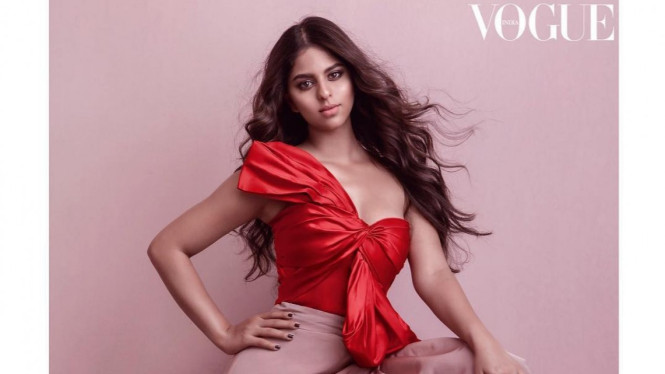 Suhana Khan saat jadi cover Vogue 