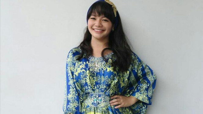 Instagram/@amelcarla