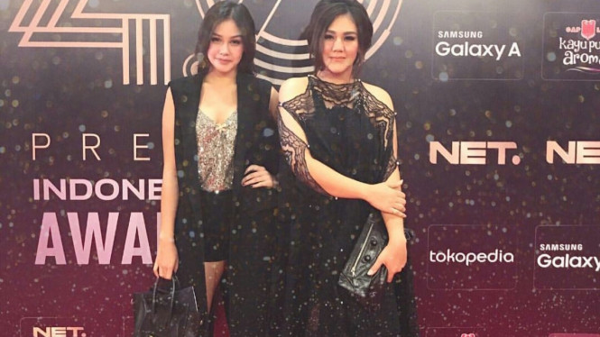 Vanesha Prescilla dan Sissy