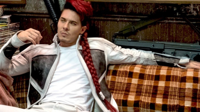 Lewis Tan sebagai Shatterstar