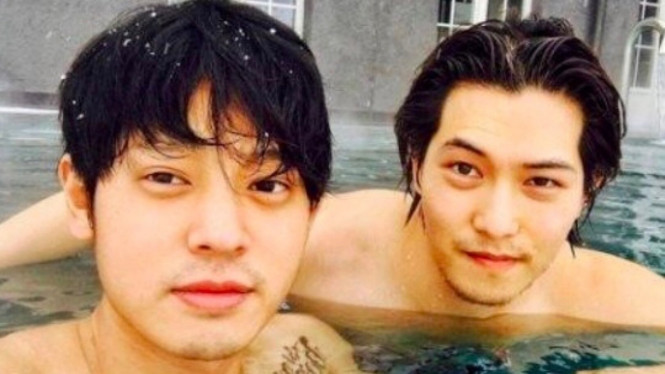 Jonghyun CNBLUE dan Jung Joon Young