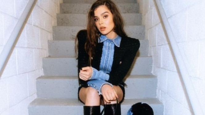 www.instagram.com/haileesteinfeld
