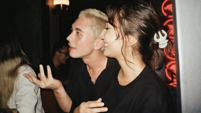 Jerome Kurnia dan Carissa Perusset