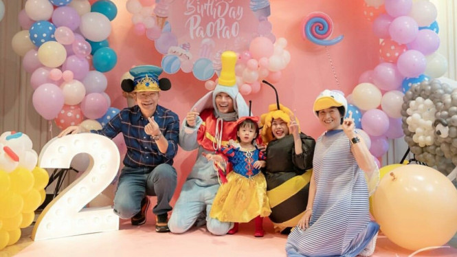 Hsu Thassapak dan Gubgib